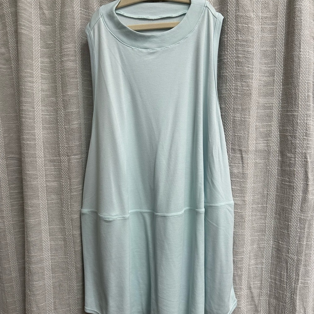 Light Blue Sleeveless Long Tank Top